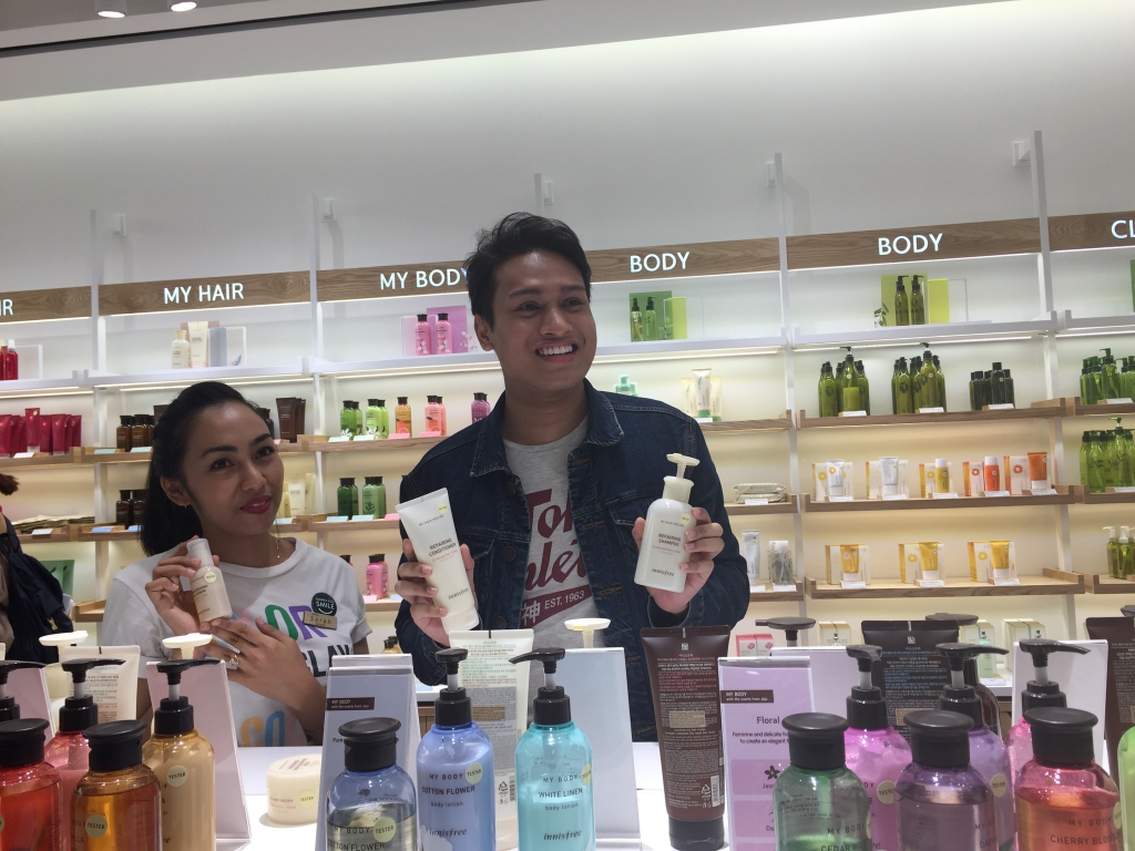 3 New Things You Can Do At The Newly Revamped Innisfree Sunway Pyramid Store + [GIVEAWAY] Win Shopping Vouchers And A Beauty Organizer-Pamper.my