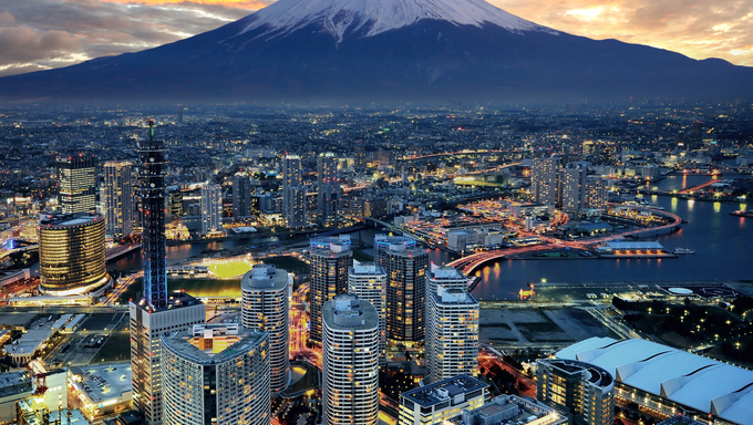 Surreal view of Yokohama city and Mt. Fuji (image: dsdb.com)