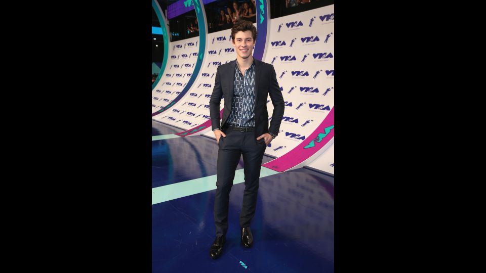 2017 MTV VMAs, Shawn Mendes-Pamper.my