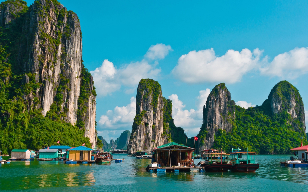 Halong-Bay-in-Vietnam