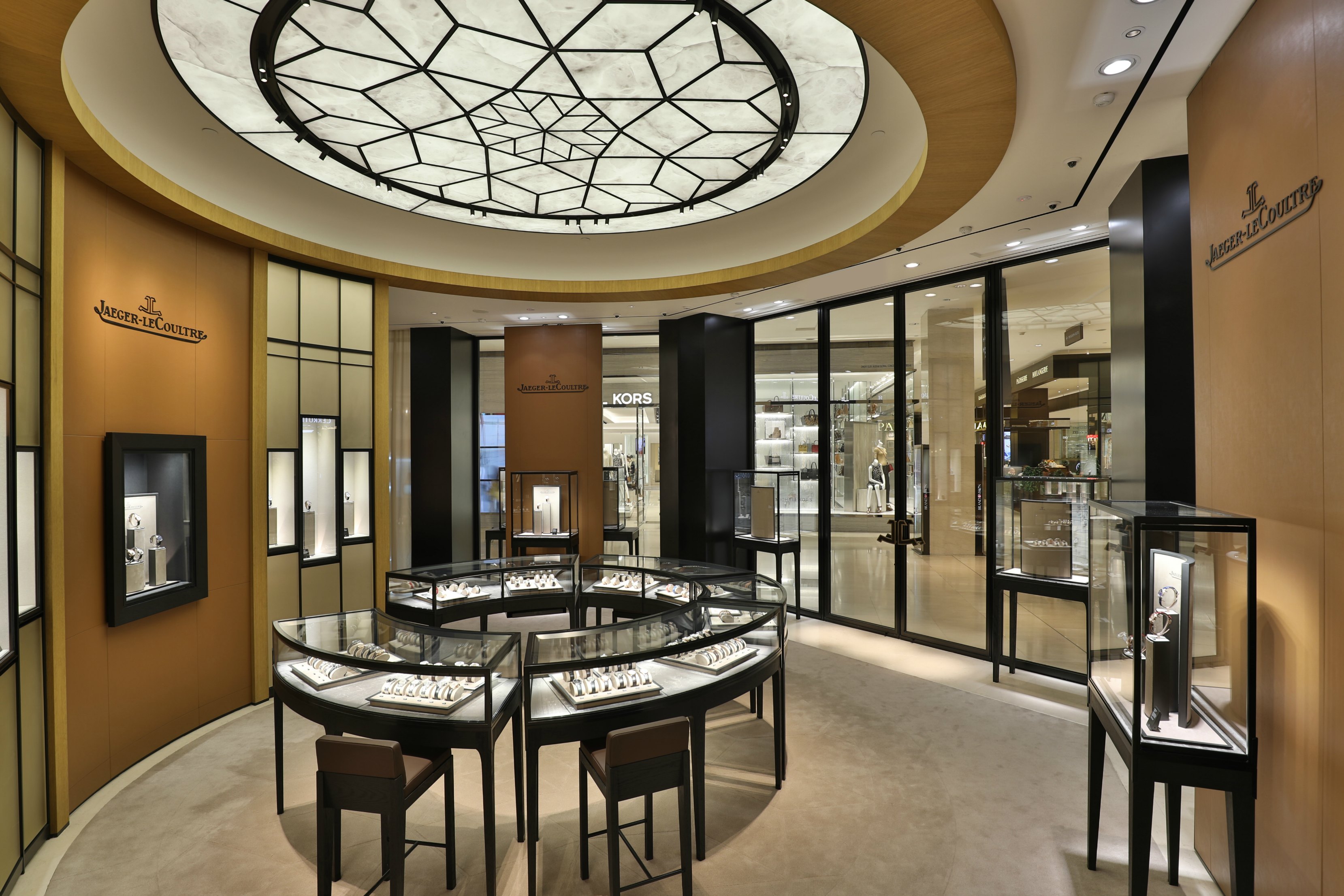 Jlc boutique store