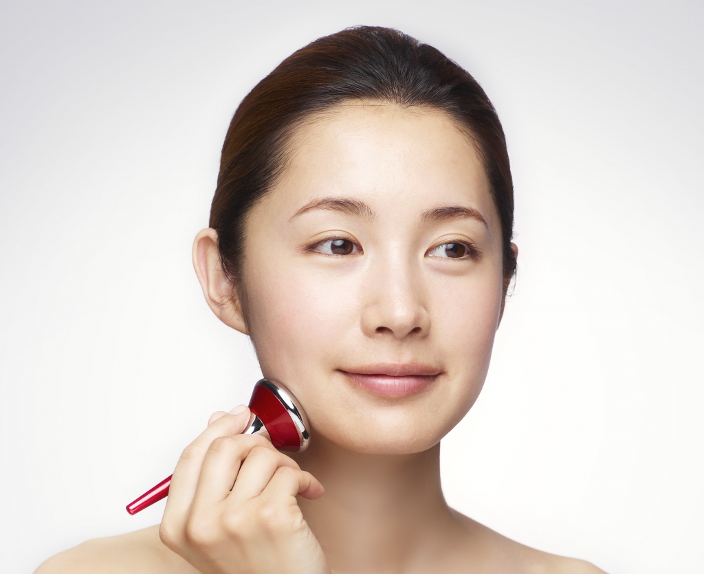 Power Up Your SK-II Skincare Routine With The Magnetic Booster-Pamper.my