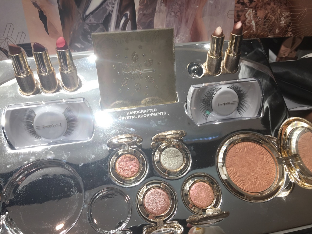 #Scenes: MAC Cosmetics Snowball Holiday Collection Is Here!-Pamper.my