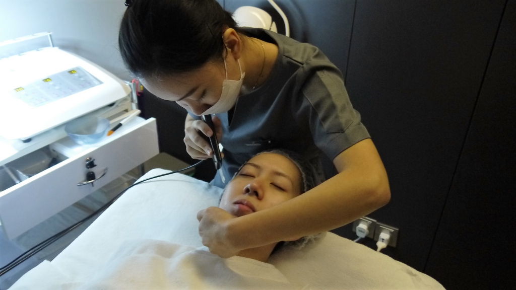 Tried & Tested: Astute Clinic's Astute Quintessential Facial-Pamper.my