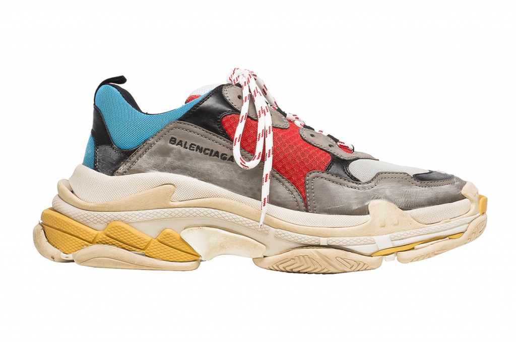 http-hypebeast.comimage201709Balenciaga-triple-s-1