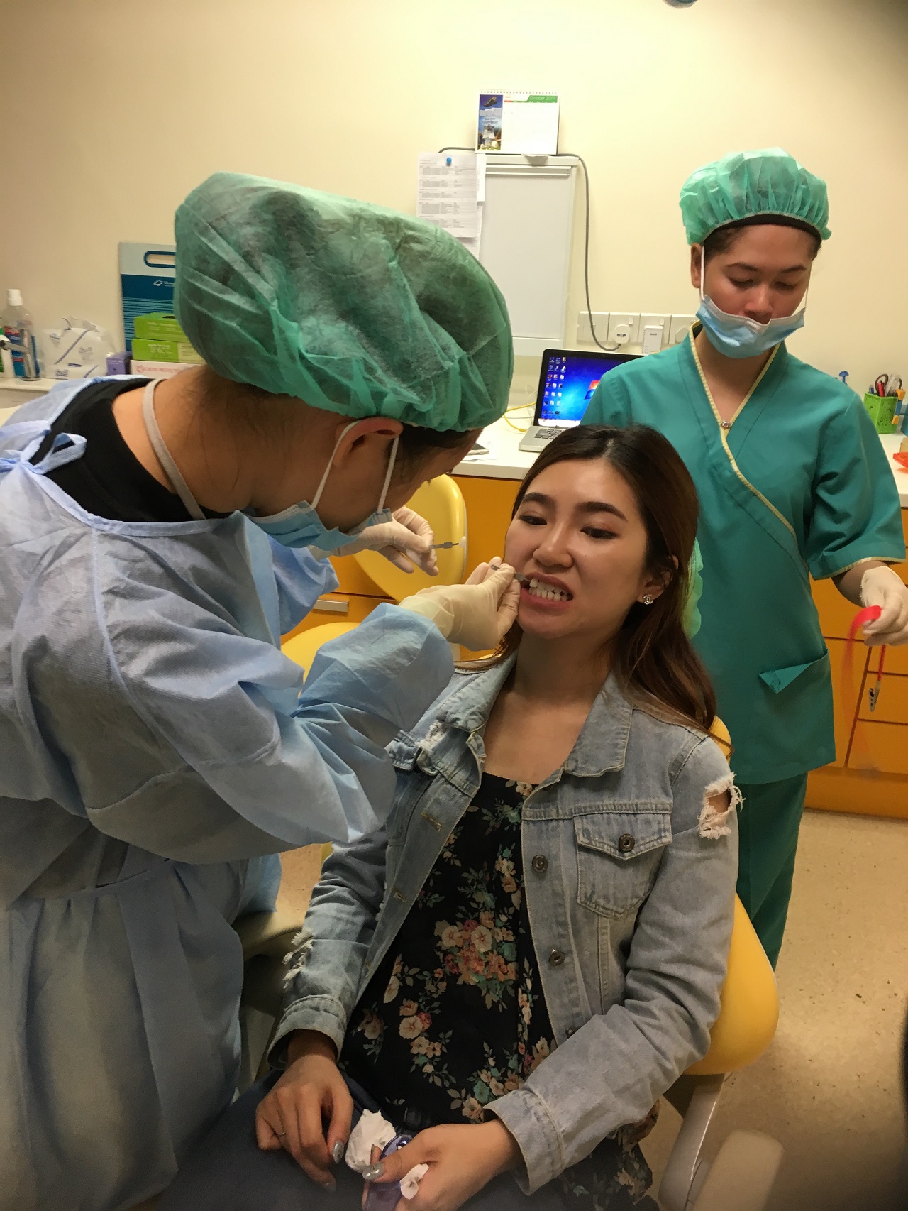 Tried & Tested Philips Zoom! Whitening Treatment Pamper.My