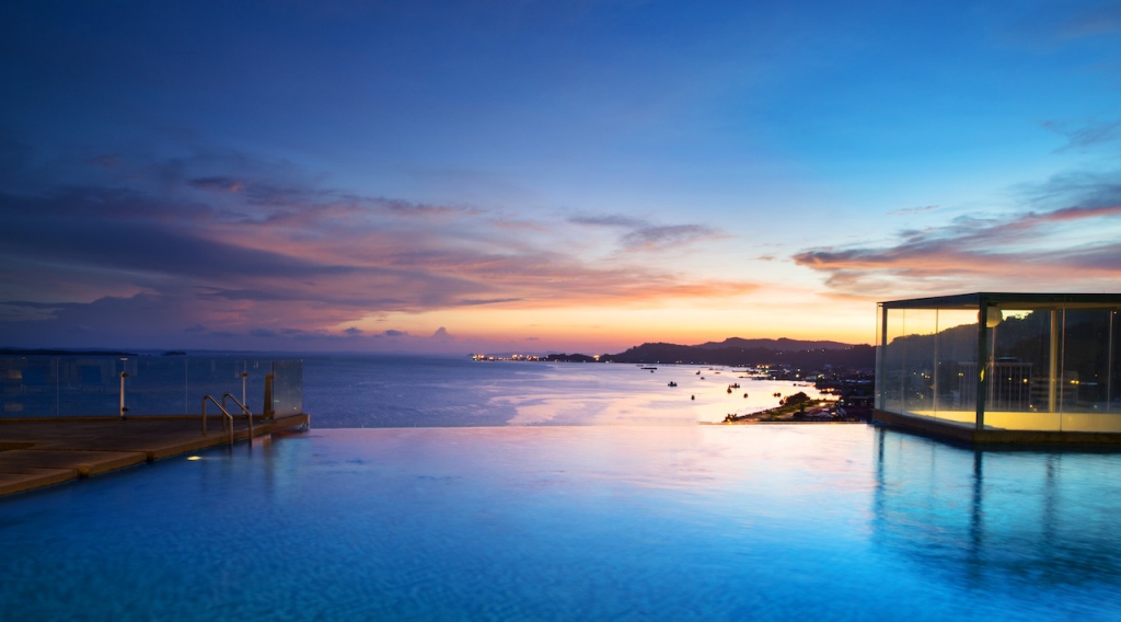 Overlooking Sandakan's azure scenic bay, celebrate a memorable wedding ceremony Four Points by Sheraton Sandakan_s breath taking view by the infinity pool side