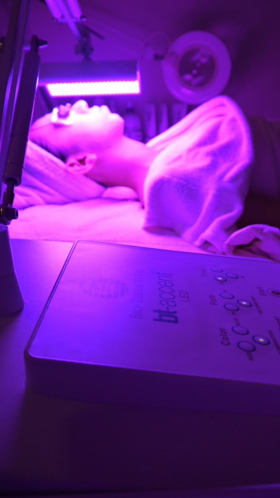 Tried & Tested: AsterSpring Intense Hydra-Light Therapy Facial-Pamper.my