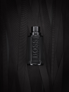 Boss the scent black store edition