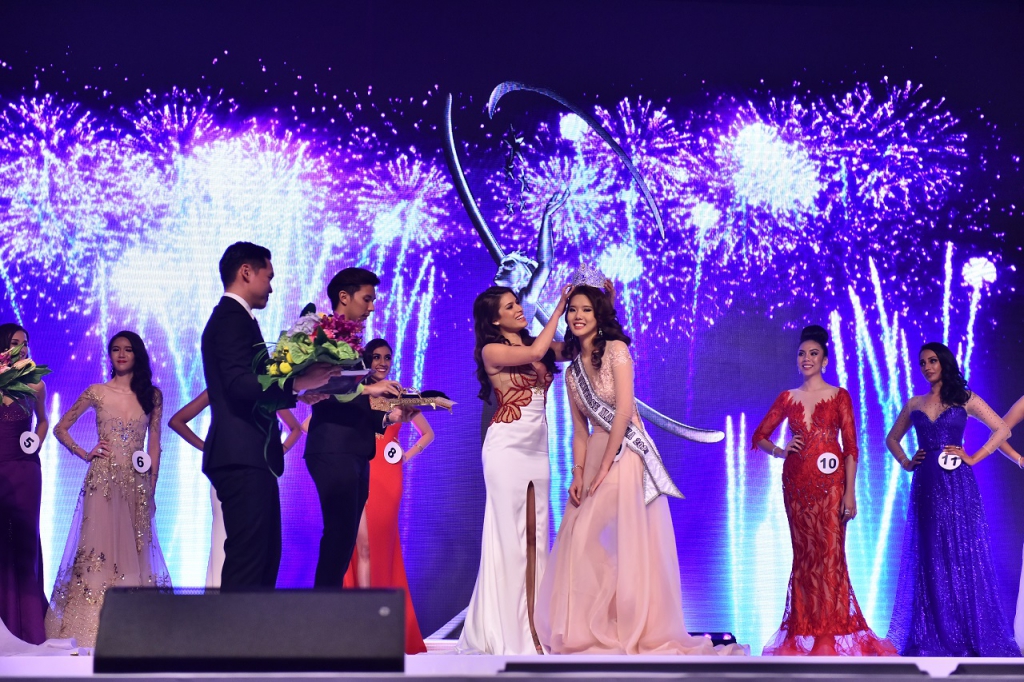 Student & Part-Time Model, Jane Teoh Crowned As Miss Universe Malaysia 2018-Pamper.my