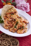 Tiger prawns with spicy garlic crumbs