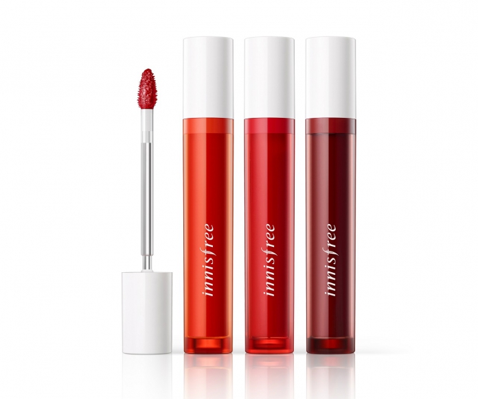 innisfree New Vivid Oil Tints Gives Your Lips Long Wearing Colour & Moisture-Pamper.my