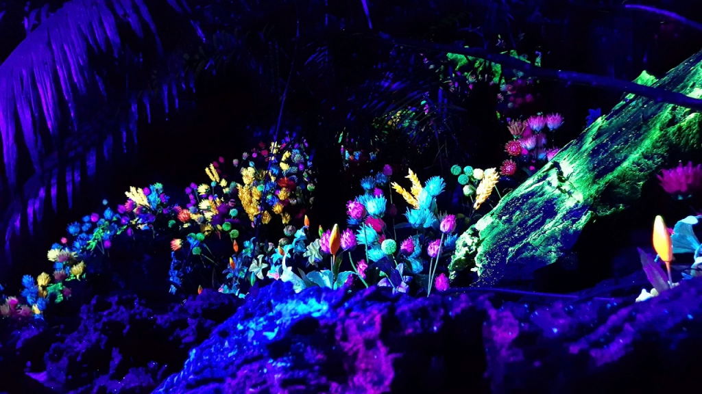 Enter An Illuminated World At The Lost World Of Tambun's 'Luminous Forest'-Pamper.my