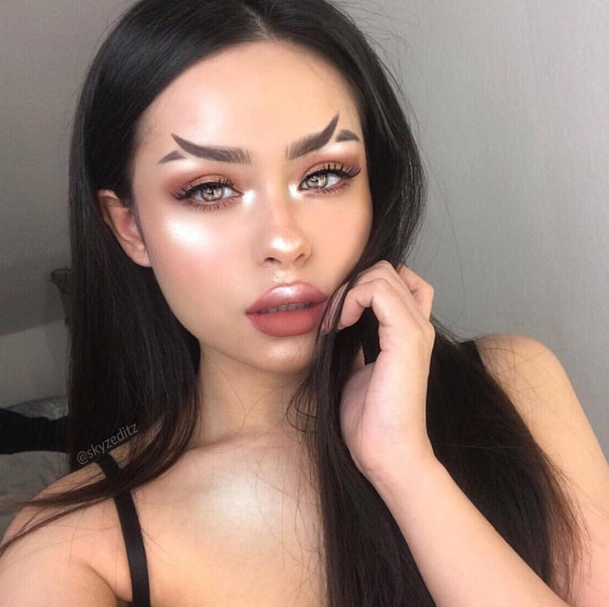 Fishtail Brows Are The New Instagram Brow Trend-Pamper.my