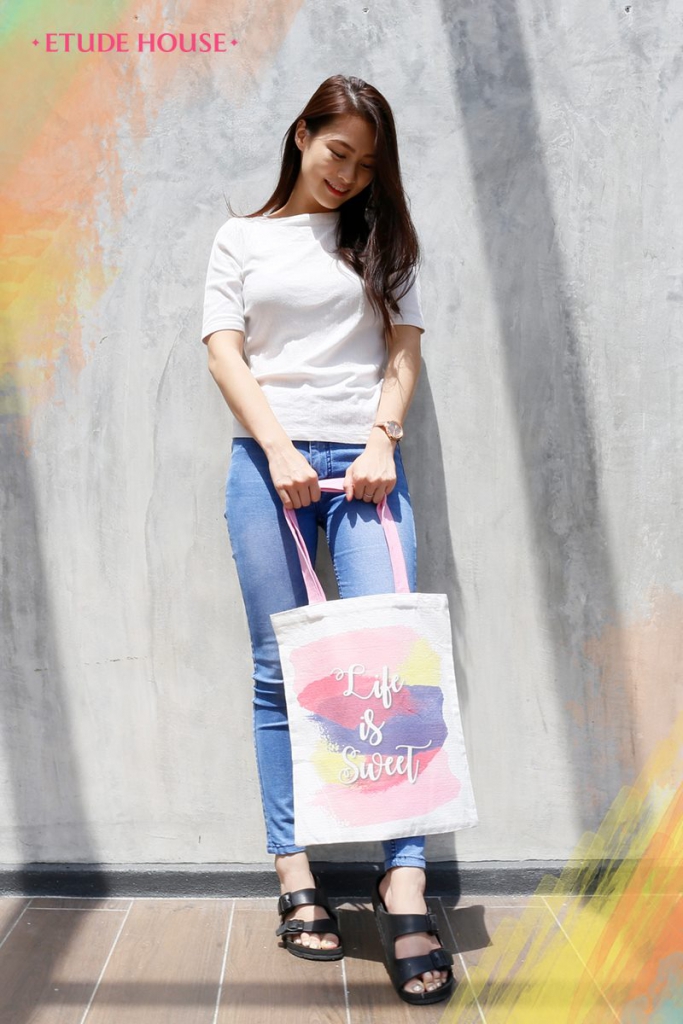 Etude House Malaysia 2018 Spring Makeup Collection, Colorful Drawing Tote bag-Pamper.my