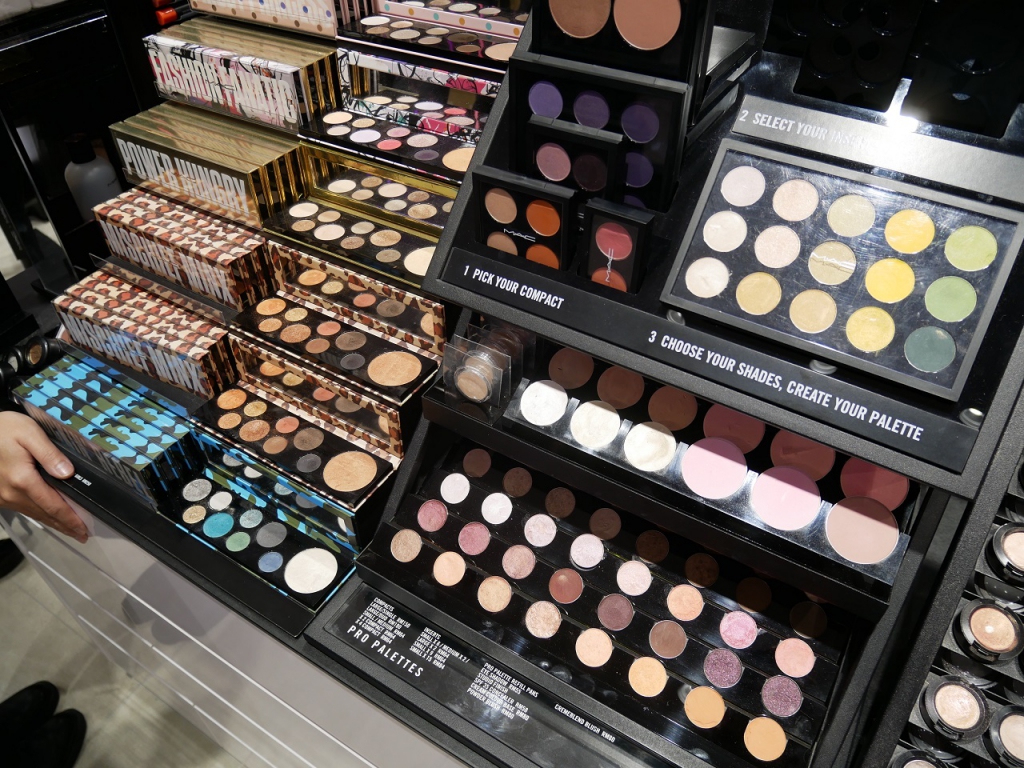 #Scenes: MAC Cosmetics Mid Valley Megamall Store Has A New Look-Pamper.my