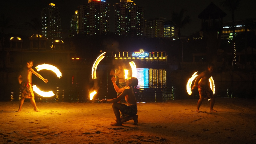 Celebrate Earth Hour This Saturday At Sunway Lagoon's Blackout Fest-Pamper.my