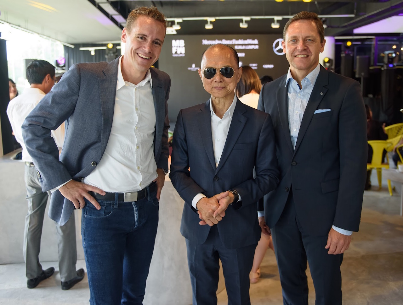 Mercedes-Benz Malaysia management and honorable guest Datuk Jimmy Choo (fourthe from left) along with the marketing partners at the Mercedes-Benz Fashion Week KL Press Conference, surrounding the stunning Mercedes-Benz C-Class Cabriolet.