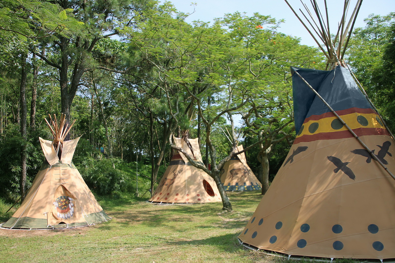 Native American Teepees