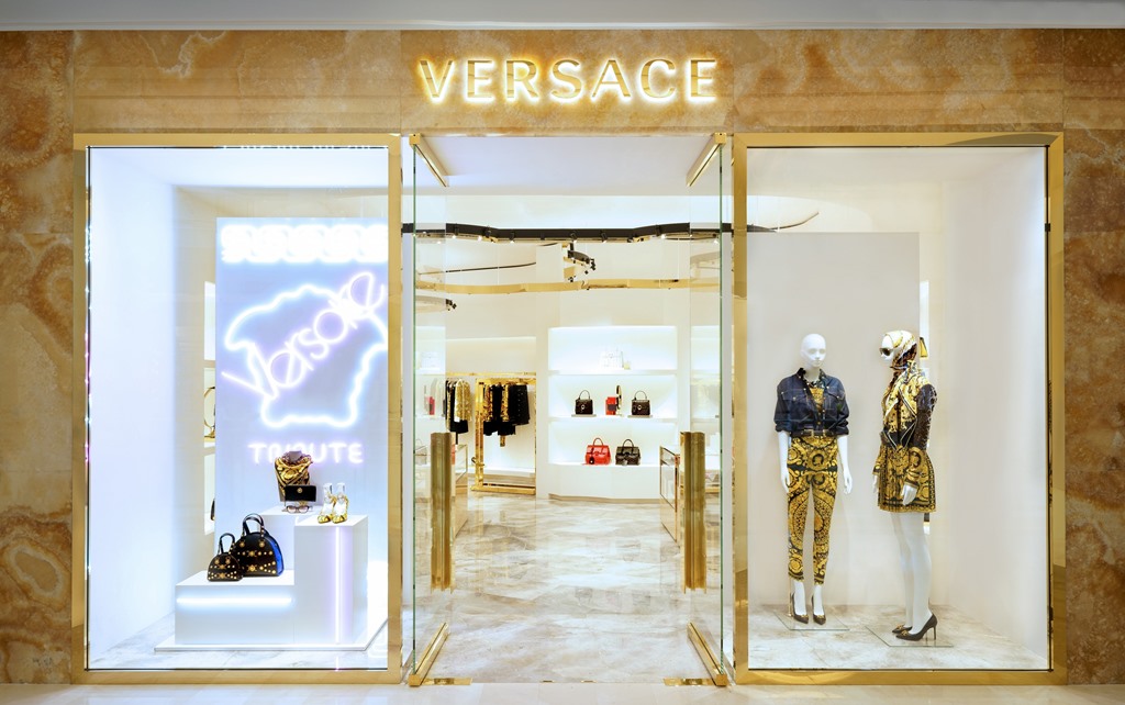 VERSACE BOUTIQUE REOPENS IN KLCC 01