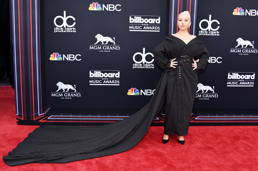 christina-aguilera-bbmas-arrivals-2018-billboard-1548