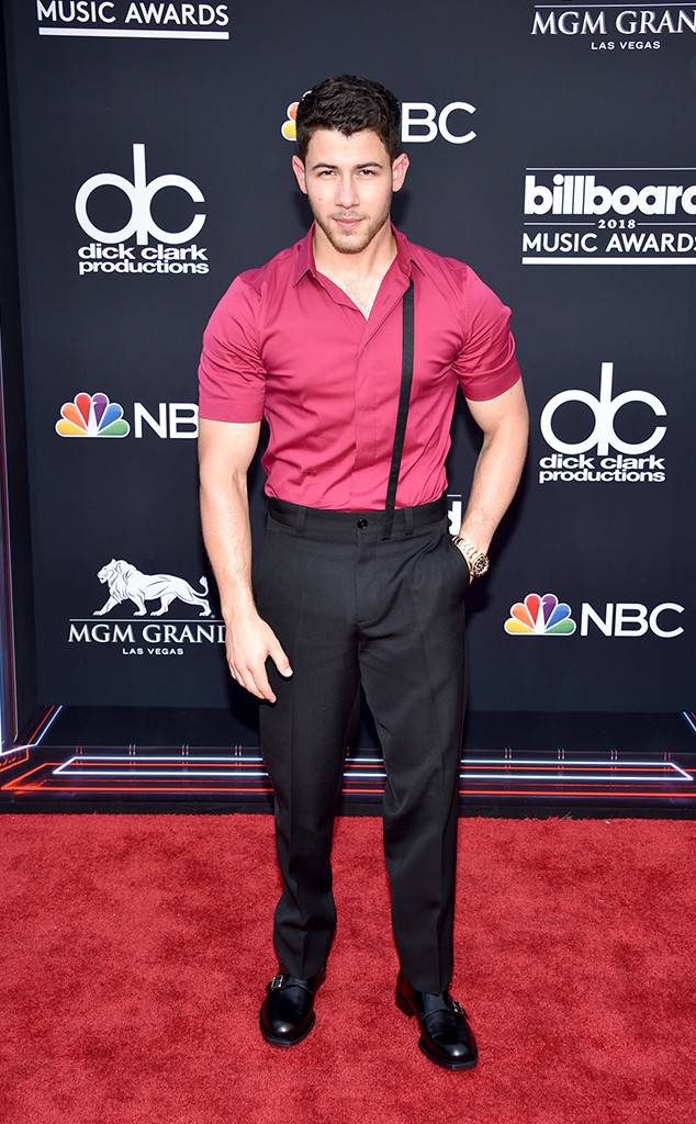 rs_634x1024-180520170658-634-nick-jonas-052018