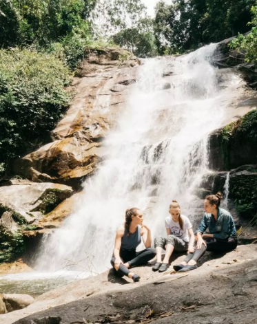 Airbnb Raya_Waterfall hiking day trip