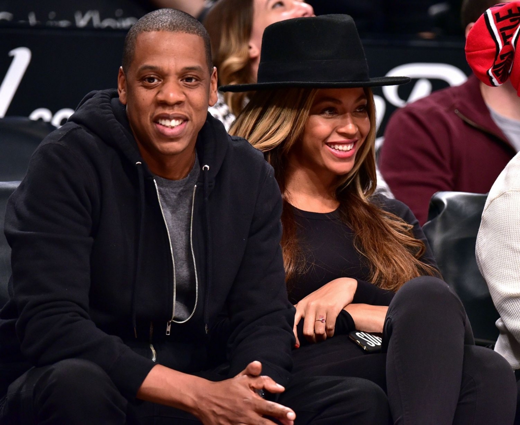 Beyonce-and-Jay-Z-basketball