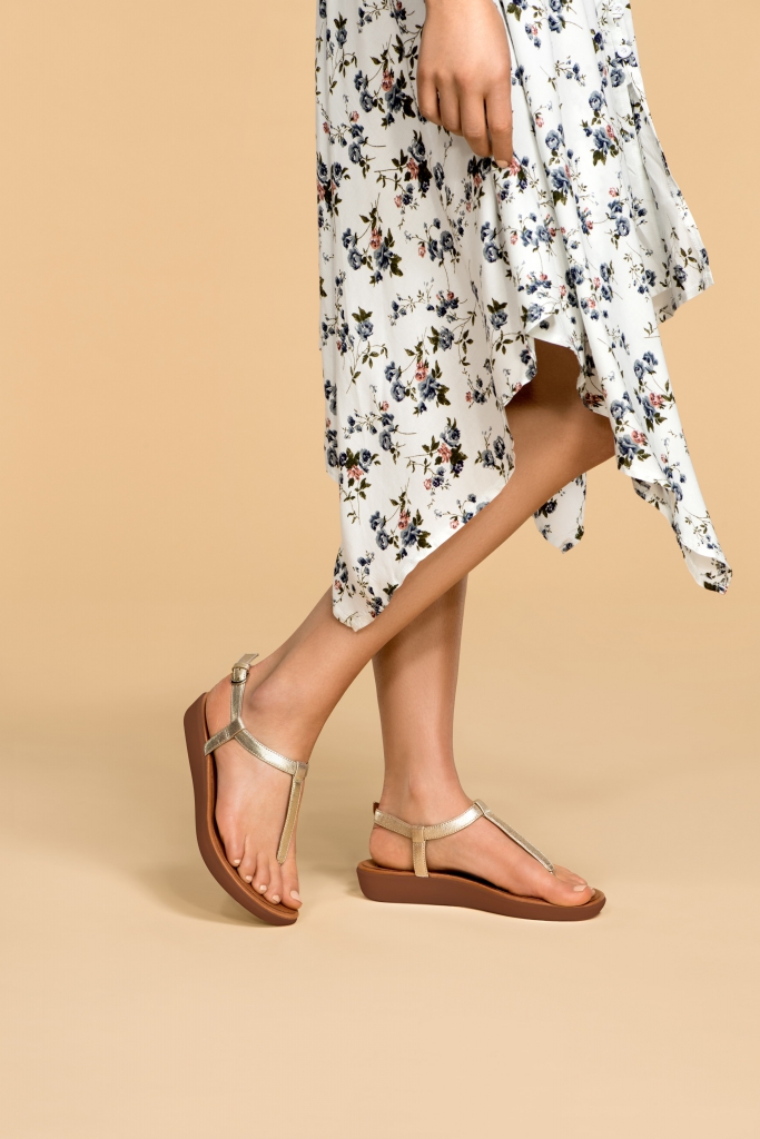 FITFLOP_SS18_TIA_TOE-THONG_SANDELS_L36-308_076_retouched-min