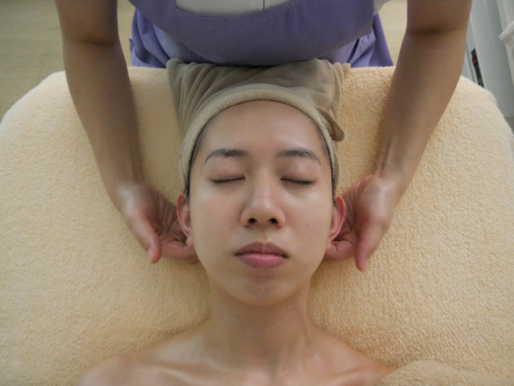 Tried & Tested: Menard Embellir Standard Course Treatment, Menard Facial Salon Plaza Damas-Pamper.my
