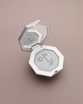 A Platinum Glow For A Good Cause! Fenty Beauty Is Dropping A Limited Edition Killawatt Freestyle Highlighter In Diamond Ball-Out To Benefit The Clara Lionel Foundation!-Pamper.my