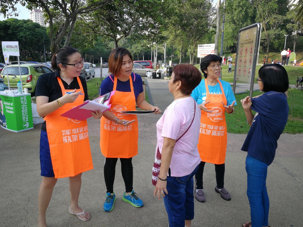 #Scenes: Herbalife Nutrition's Breakfast Troopers In 185 Locations Across Malaysia Brought Awareness To Having A Healthy Breakfast-Pamper.my