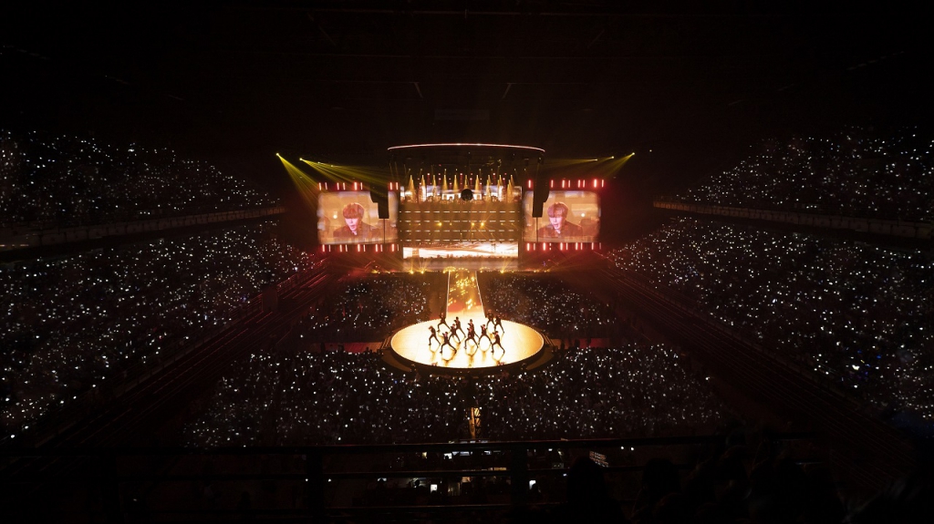 #Scenes: Wannables From All Over The World Made Their Way To Axiata Arena For The Wanna One: The World In Kuala Lumpur Concert On 21 July 2018-Pamper.my