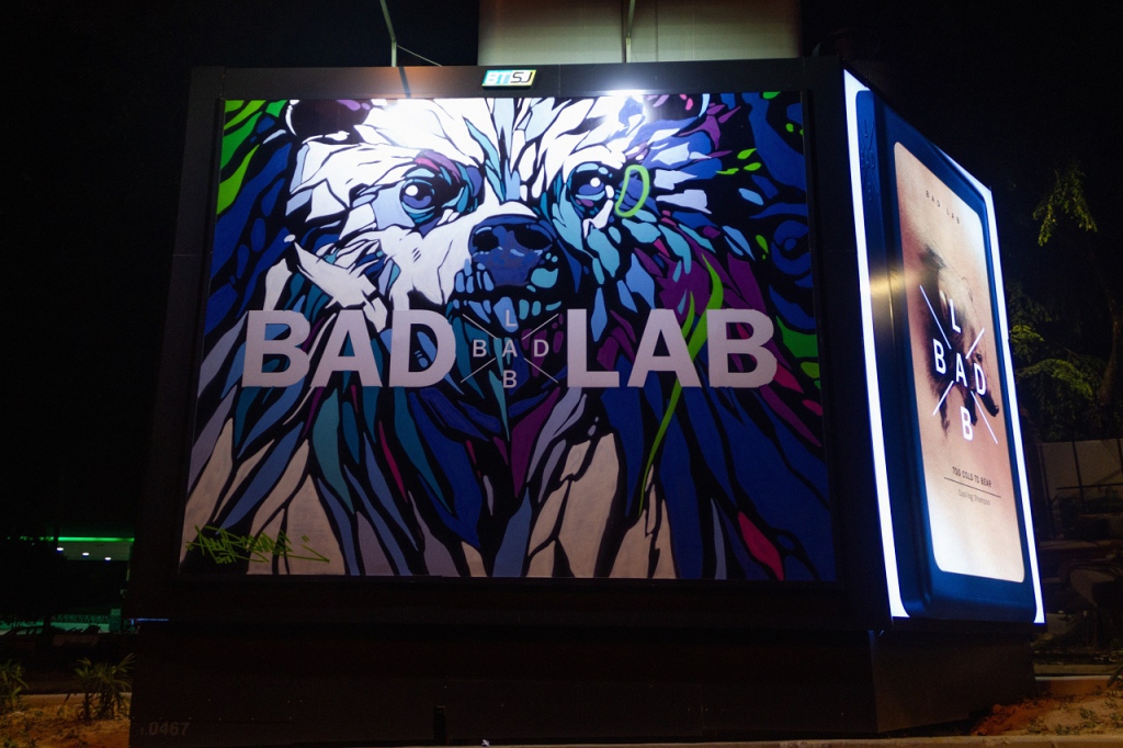 #Scenes: Four of Malaysia’s Best Graffiti Artists Adds Their Take On Bad Lab's Billboards On MRT Pillars-Pamper.my