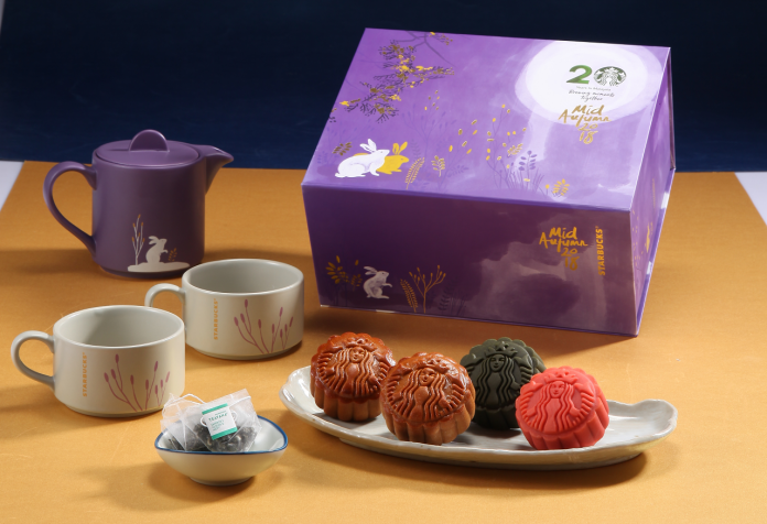 Impress Your Family This Mid-Autumn Festival With Starbucks' New Mooncake Gift Set 2018-Pamper.my