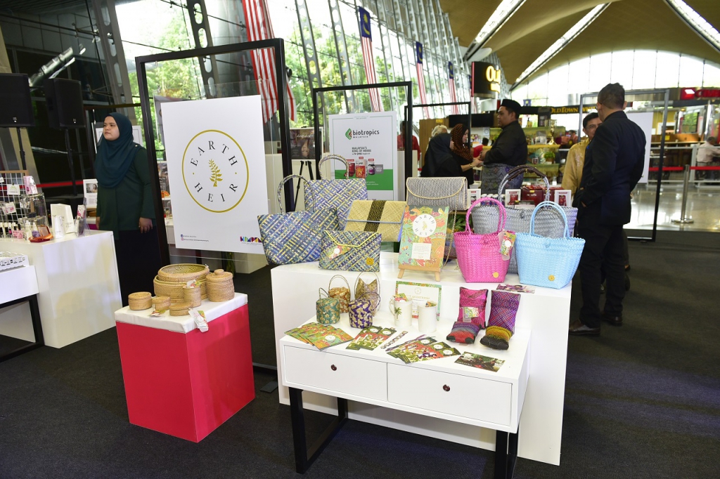 #Scenes: Shop The Best Of Malaysia's Cultural Heritage At HIMPUN, KLIA From September 6-30, 2018-Pamper.my