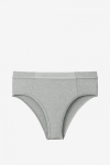 alexander-wang-uniqlo-fw18-collection-womens-06-800×1200