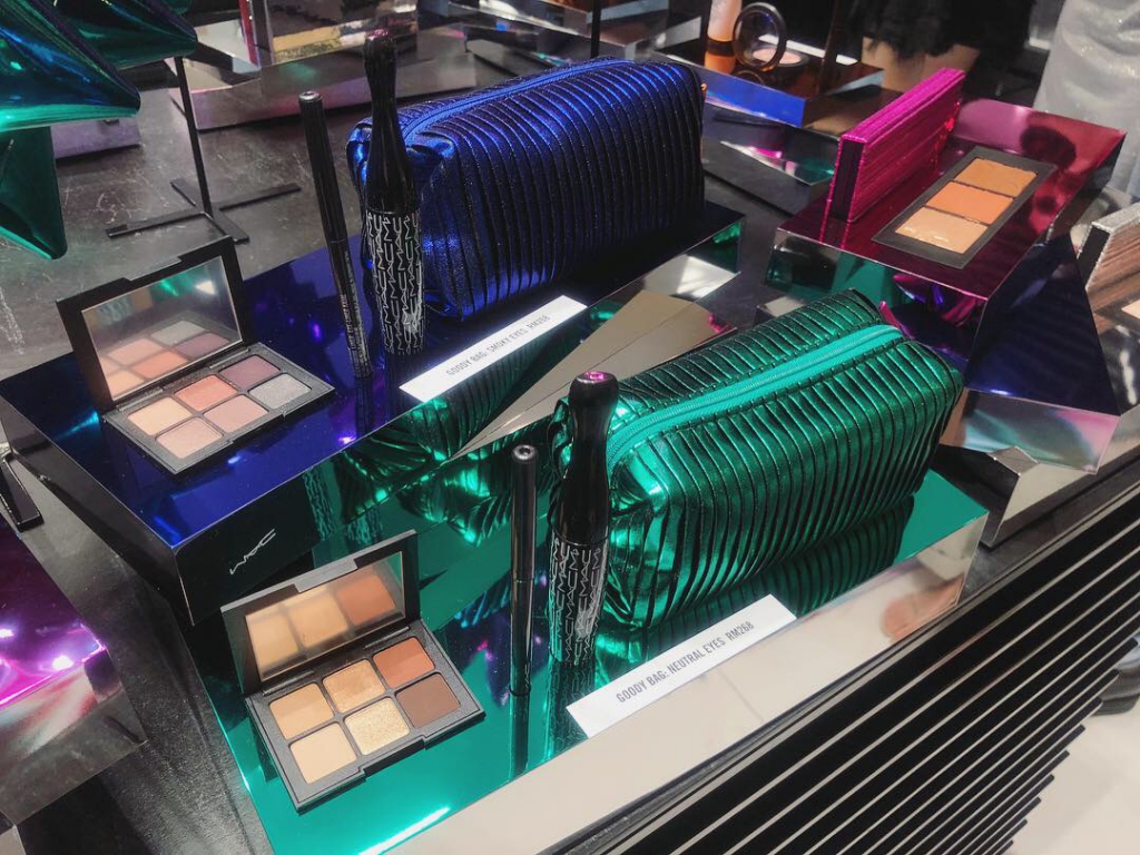 #Scenes: Look Festive With The New MAC Cosmetics Shiny Pretty Things Holiday Collection