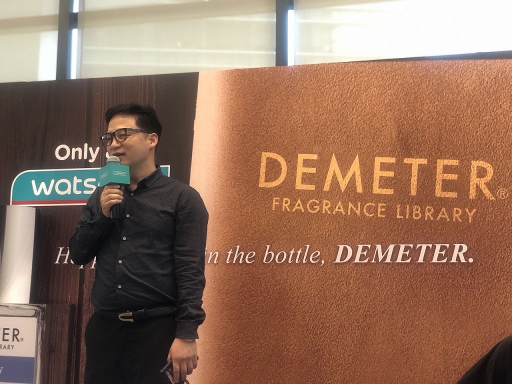 Find Your Happy Scent By Blending Your Own With Demeter Fragrance Library