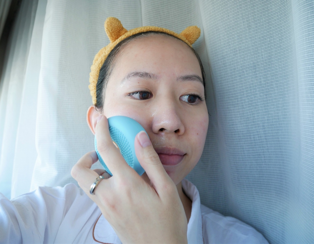 #PamperWithKye: FOREO UFO Mini Saves My Dry Winter Skin