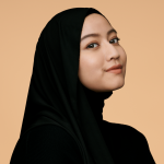 Dr. Putri Shameen wearing shade 654