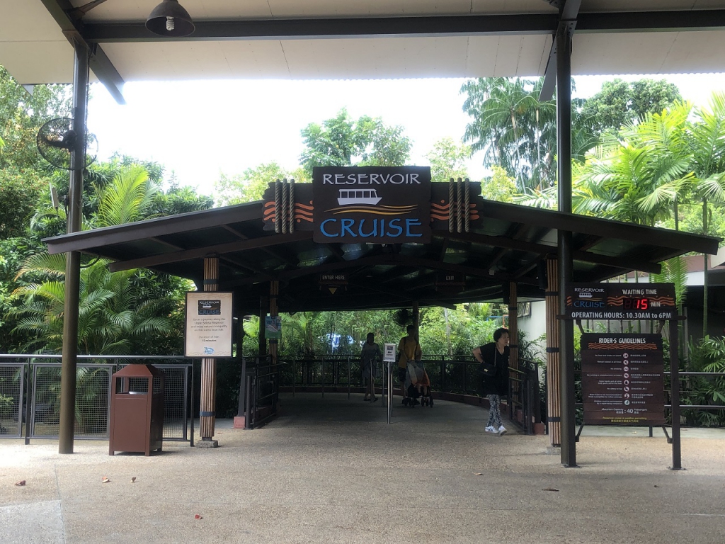 #PamperMyTravels: Feeding Manatees & Other Exciting Things You Could Do At River Safari Singapore