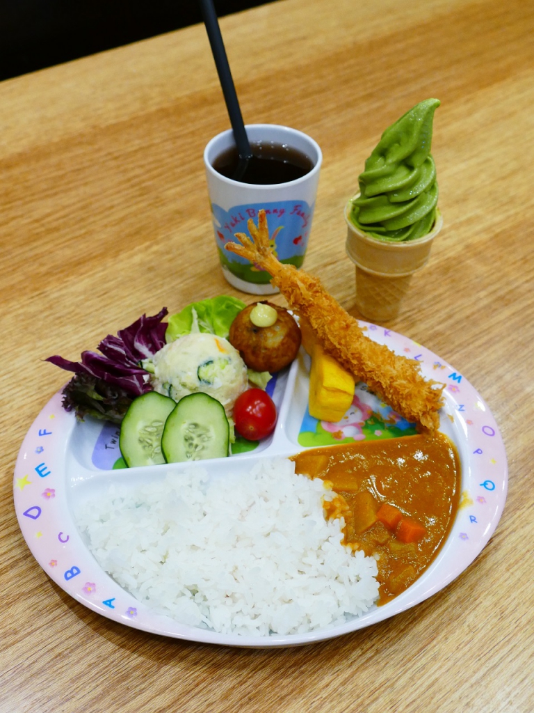 Tampopo (Ebi fry+Takoyaki+Tamago yaki+Potato salad+Curry+Steam rice)
