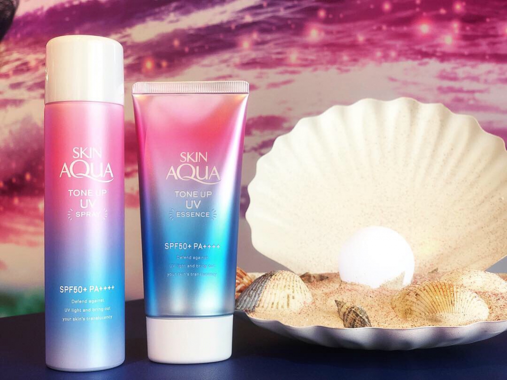 Sunplay's New Skin Aqua Tone Up UV Essence & Spray Are Beauty Sunscreens For An Insta-Ready Look!