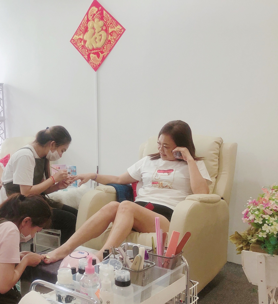 #PamperWithKye: Getting 6D Lash Extensions, Gel Manicure & Basic Pedicure Service At Primp & Posh Nail Studio (+ GIVEAWAY)