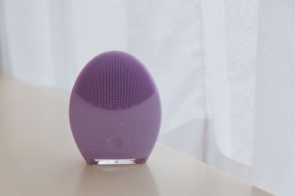 The Foreo Luna 2 Cleanser Device 