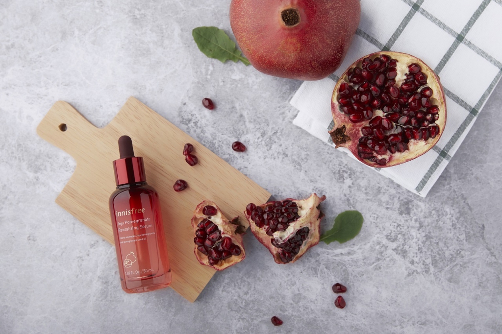 innisfree Jeju Pomegranate Revitalizing Line