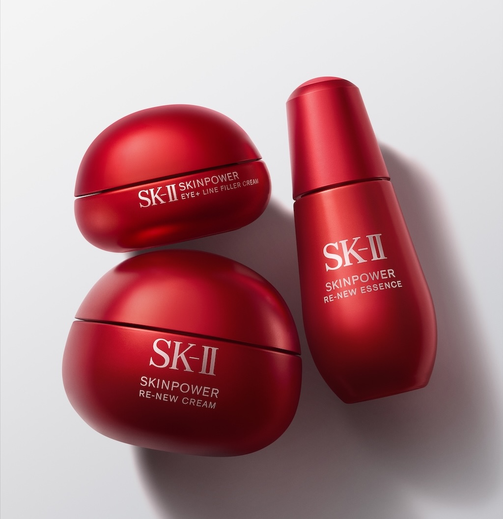 Feel the Power of Plump with SK-II SKINPOWER RE-NEW Range
