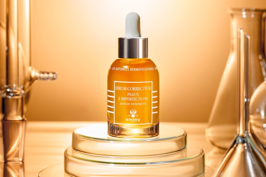 Sisley Paris Corrective Serum Blemish-Prone Skin: A New Approach to Adult Acne